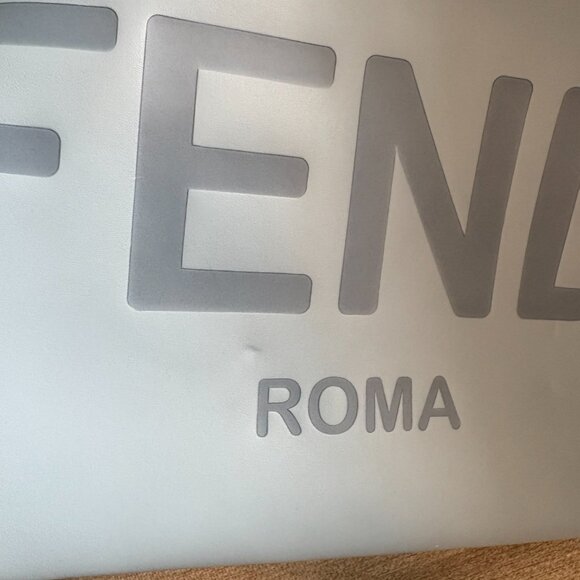 ✨ Fendi Vitello King Logo Embossed Large Flat Pouch – Rare Blue ✨ - Picture 5 of 9